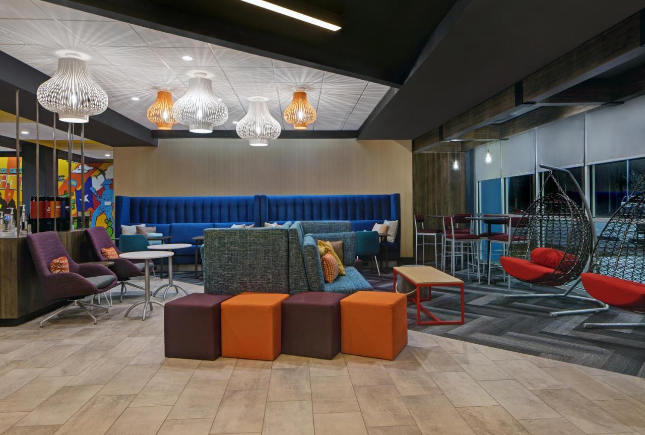Hotel Tru By Hilton Airport, Tx Austin
